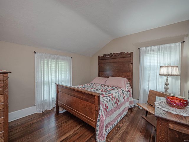 11501 Old State Road, Evansville, IN 47725