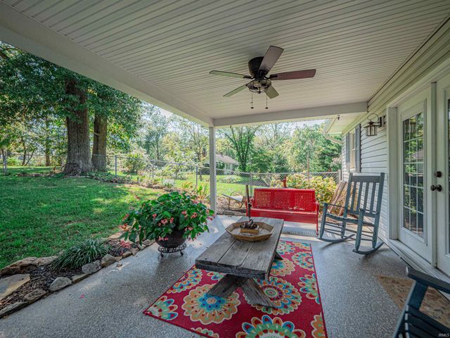 11501 Old State Road, Evansville, IN 47725