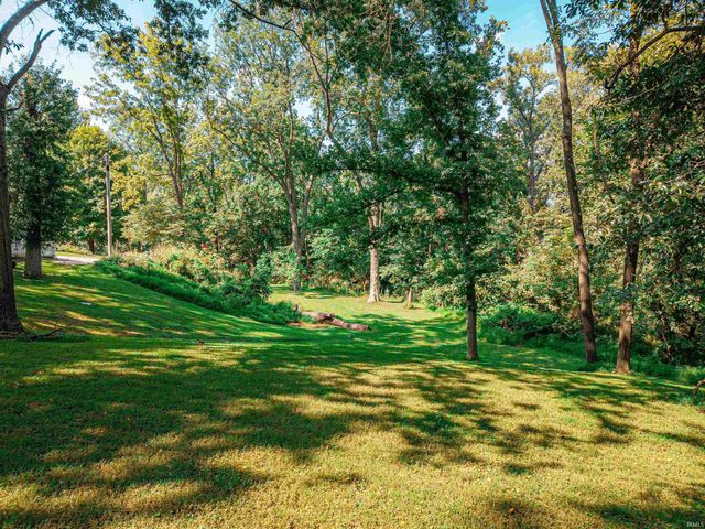11501 Old State Road, Evansville, IN 47725