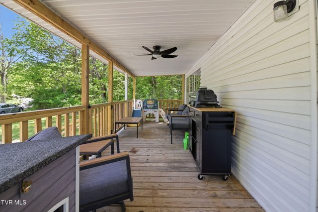 150 Carlton Ridge Lane, Greeneville, TN 37745