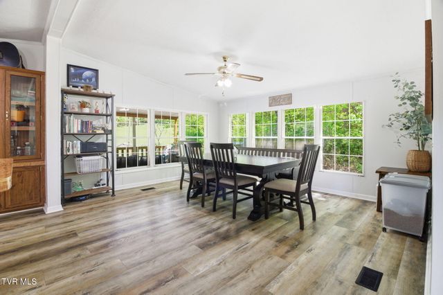150 Carlton Ridge Lane, Greeneville, TN 37745