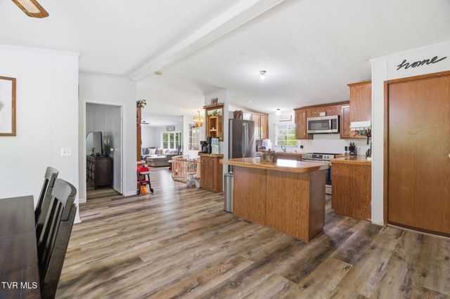 150 Carlton Ridge Lane, Greeneville, TN 37745