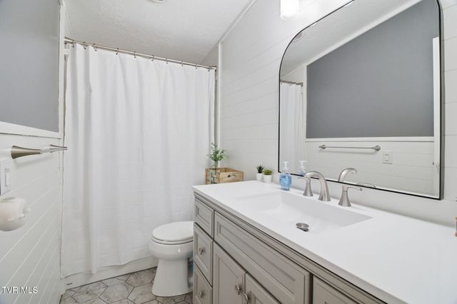 150 Carlton Ridge Lane, Greeneville, TN 37745