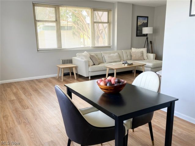 11820 Edgewater Drive 322, Lakewood, OH 44107