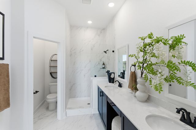 6464 Babcock Rd Unit 905, San Antonio, TX 78249