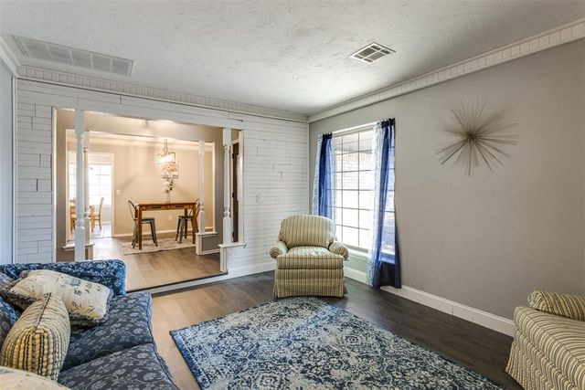 6013 Greenview Drive, Oklahoma City, OK 73135