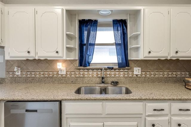 6013 Greenview Drive, Oklahoma City, OK 73135