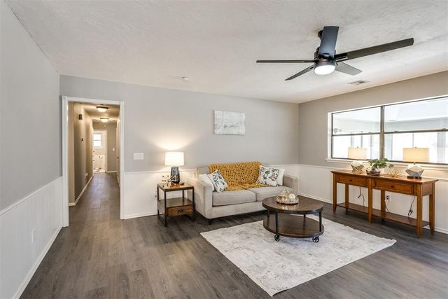 6013 Greenview Drive, Oklahoma City, OK 73135