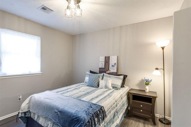 6013 Greenview Drive, Oklahoma City, OK 73135