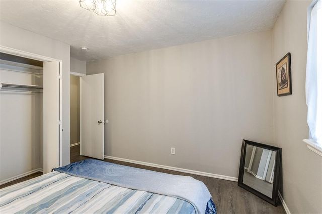 6013 Greenview Drive, Oklahoma City, OK 73135