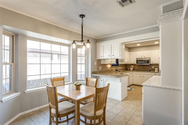 6013 Greenview Drive, Oklahoma City, OK 73135