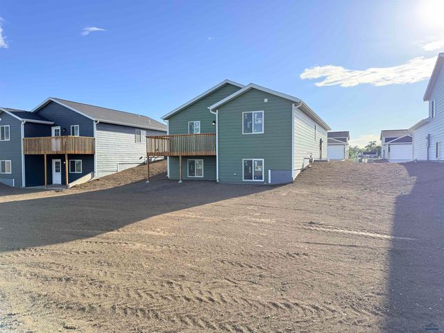4234 LODI LN, Rapid City, SD 57703
