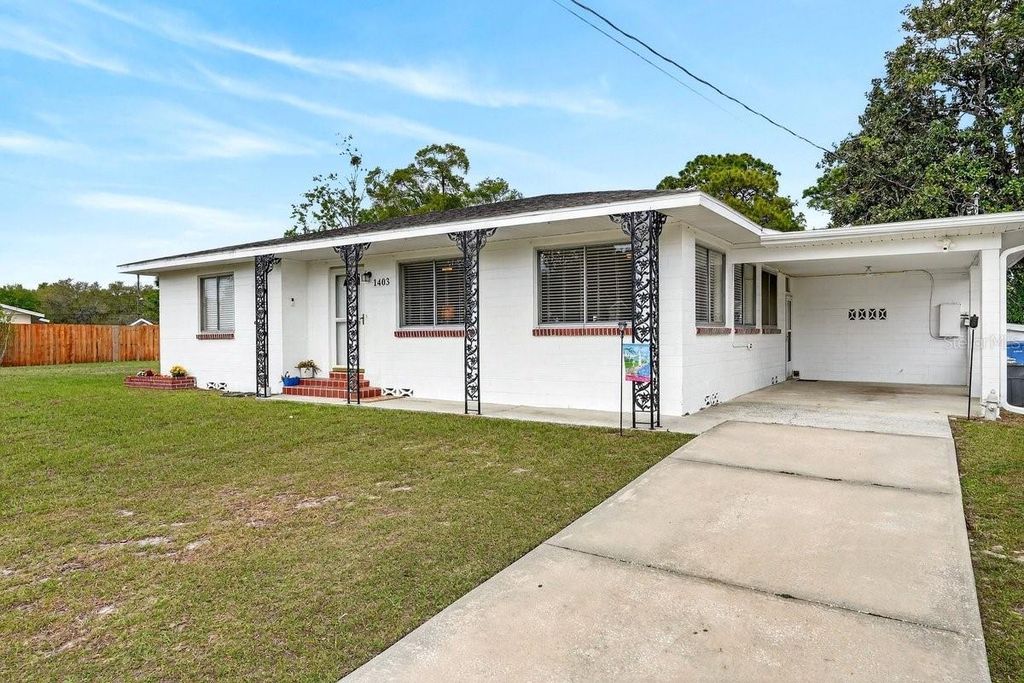 1403 SHARON DRIVE, Deland, FL 32724