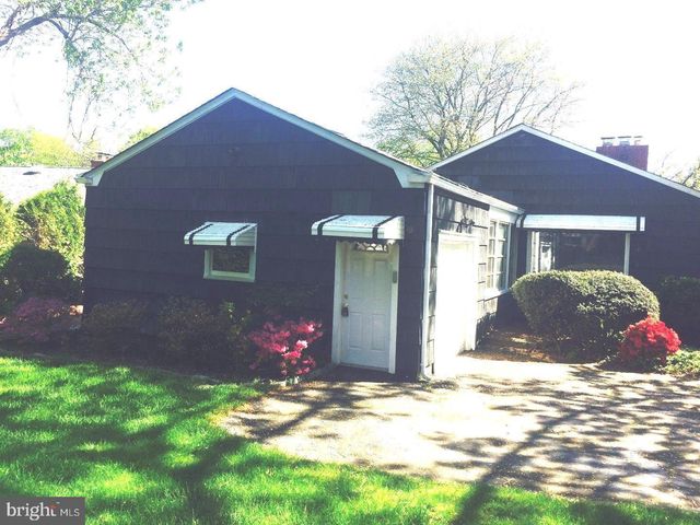 125 LAKEDALE DR, Lawrenceville, NJ 08648