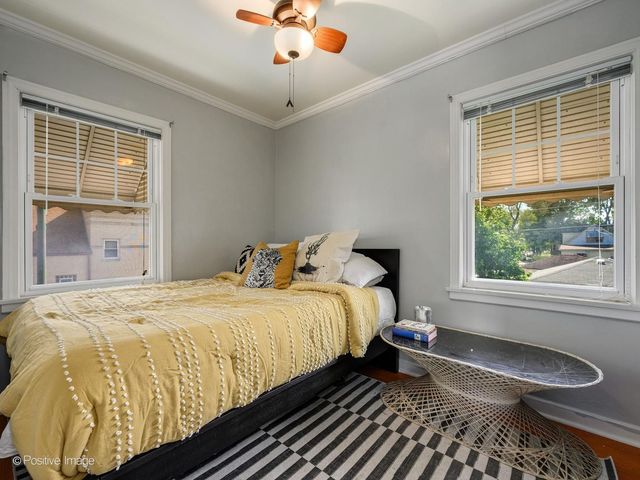 3400 N Narragansett Avenue, Chicago, IL 60634