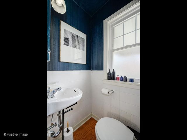 3400 N Narragansett Avenue, Chicago, IL 60634