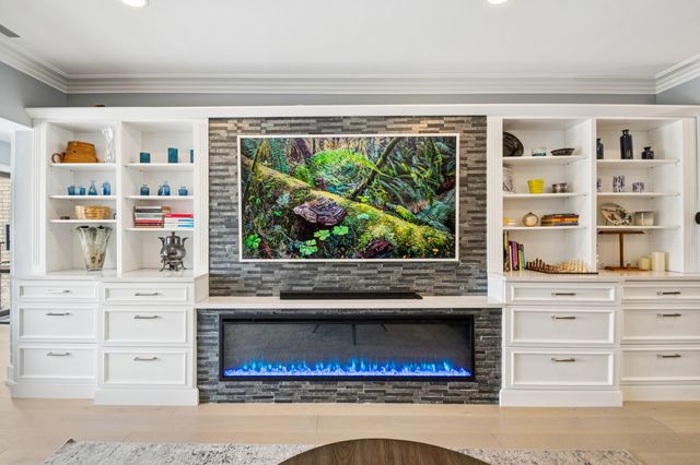 1 N Dee Road 3G, Park Ridge, IL 60068