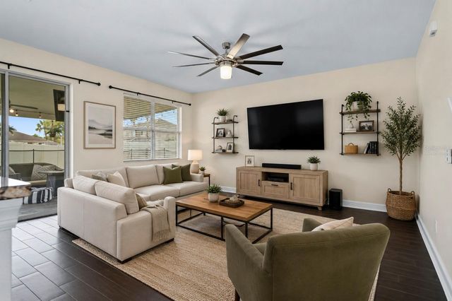 637 GRASSY STONE DRIVE, Winter Garden, FL 34787