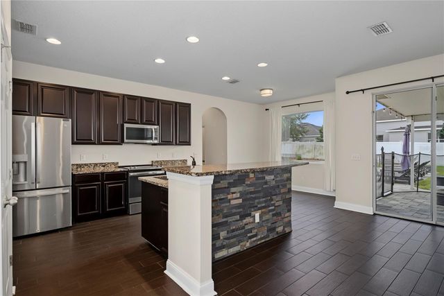 637 GRASSY STONE DRIVE, Winter Garden, FL 34787