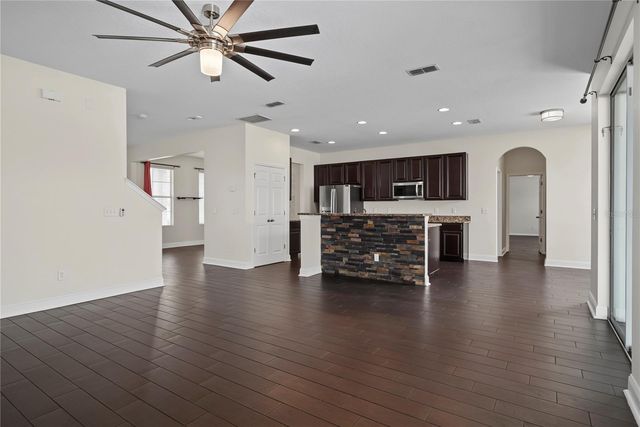 637 GRASSY STONE DRIVE, Winter Garden, FL 34787