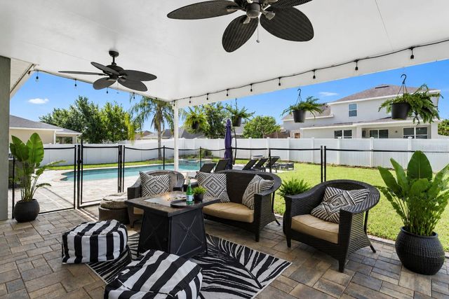 637 GRASSY STONE DRIVE, Winter Garden, FL 34787