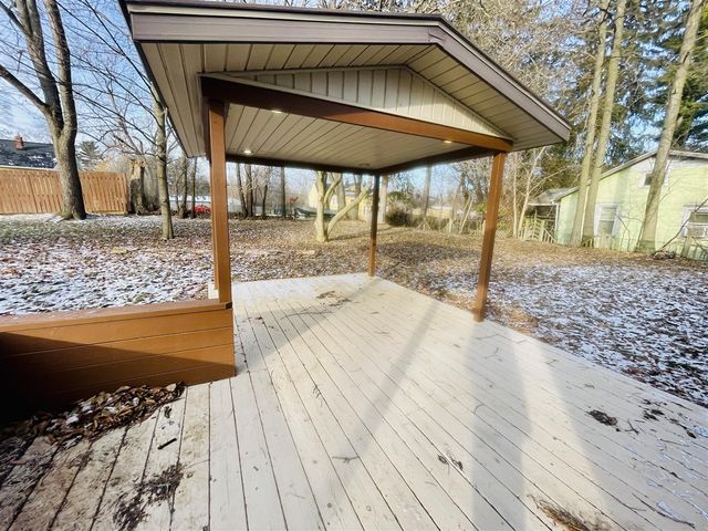 242 Kenneth Street, Jackson, MI 49201