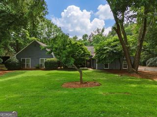 555 Saddle Creek Circle, Roswell, GA 30076