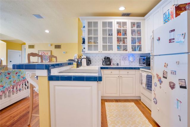 4610 OAK COVE LANE, Orlando, FL 32806