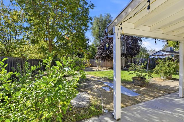 2258 Irvin Way, Sacramento, CA 95822