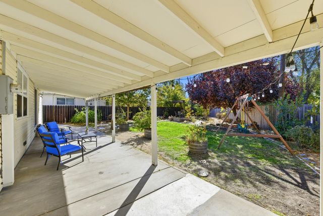 2258 Irvin Way, Sacramento, CA 95822