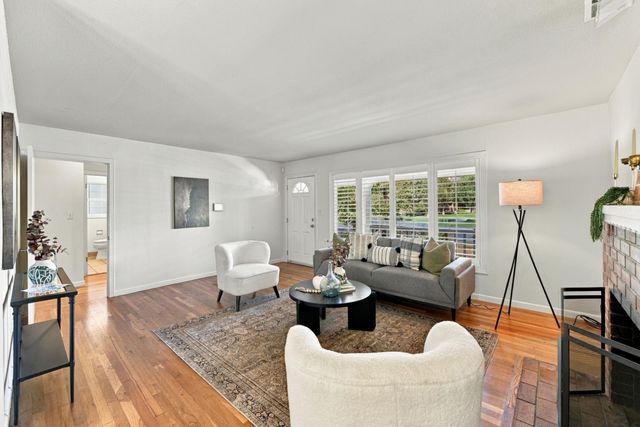 2258 Irvin Way, Sacramento, CA 95822