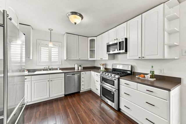 2258 Irvin Way, Sacramento, CA 95822
