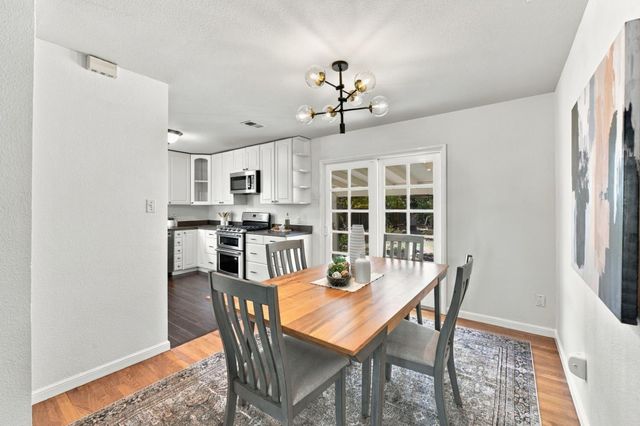 2258 Irvin Way, Sacramento, CA 95822