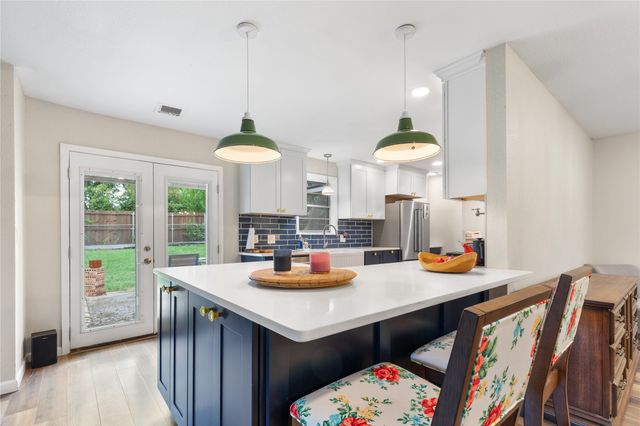 613 Edwards Drive, Denison, TX 75020