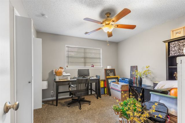 613 Edwards Drive, Denison, TX 75020