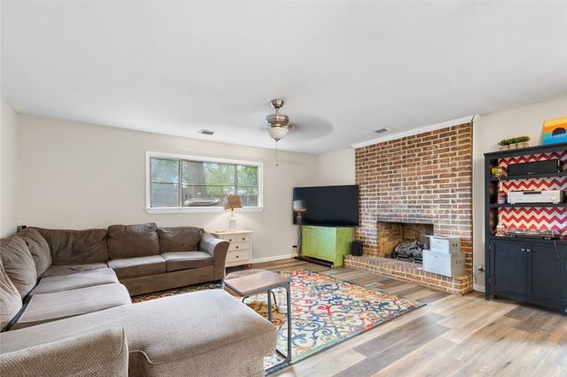 613 Edwards Drive, Denison, TX 75020