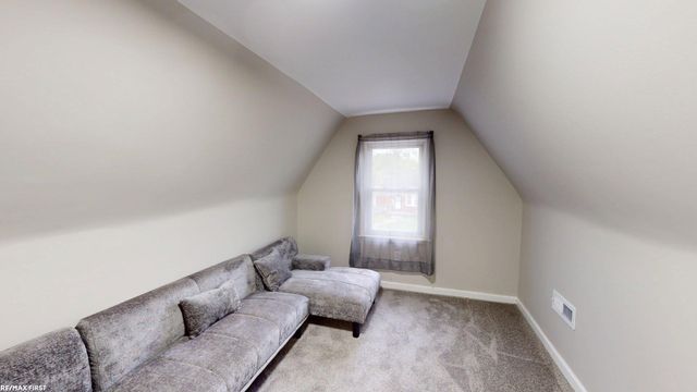 8415 Sherman Avenue, Warren, MI 48089