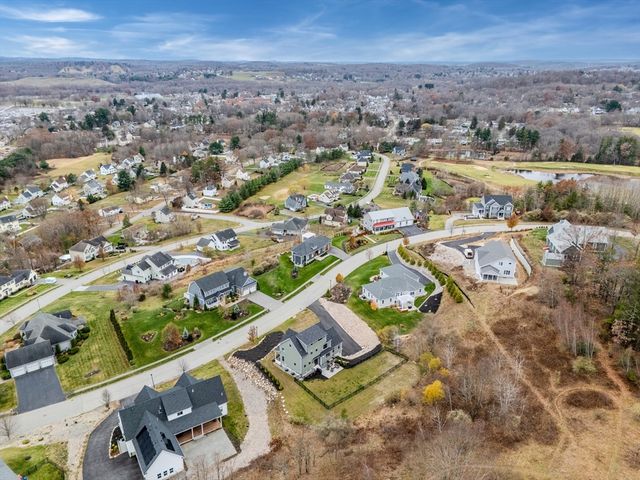 122 Seven Sister Rd, Haverhill, MA 01830