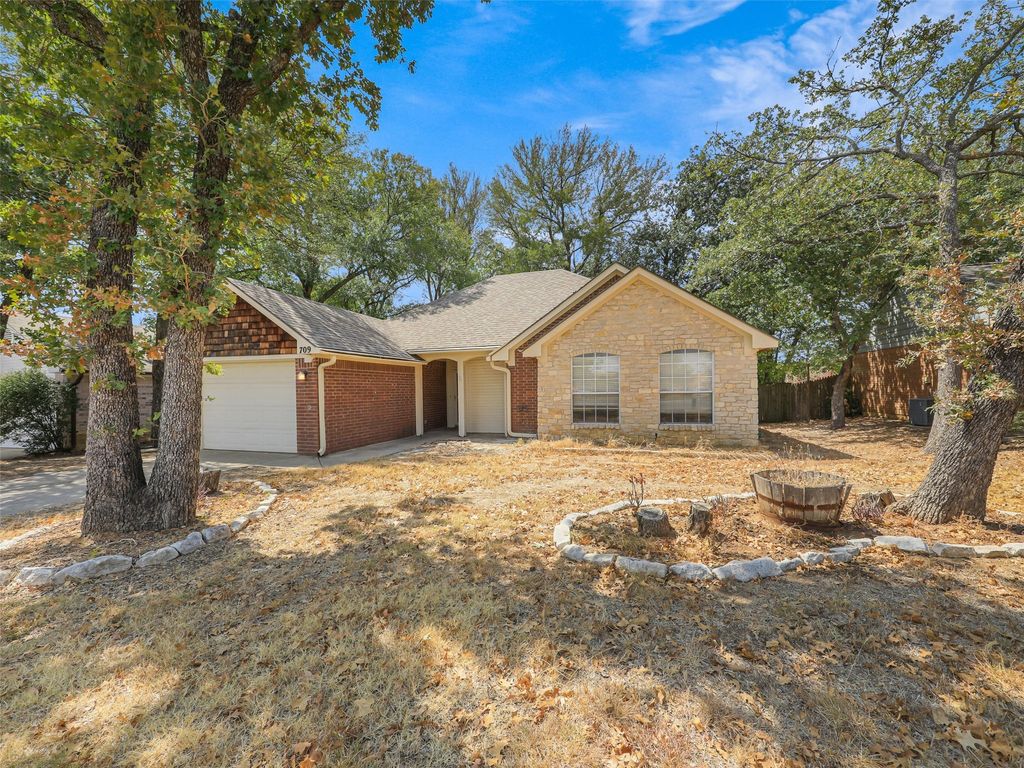 709 Mack Drive, Denton, TX 76209 — exterior