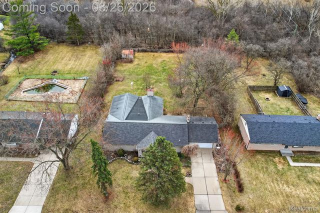 447 Lange Drive, Troy, MI 48098