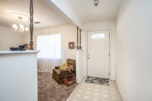 1904 Cypress Court, Gainesville, TX 76240