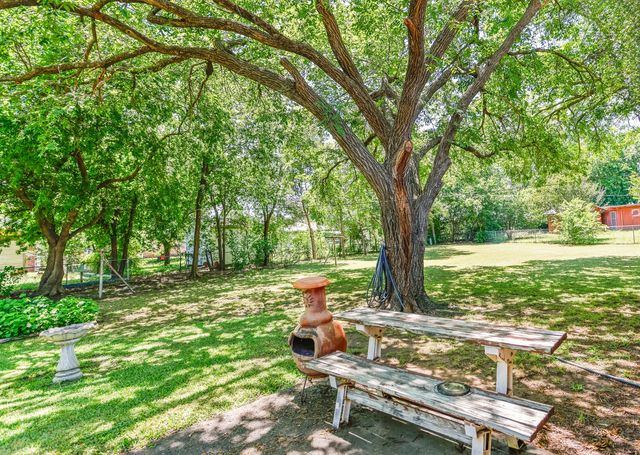 1904 Cypress Court, Gainesville, TX 76240