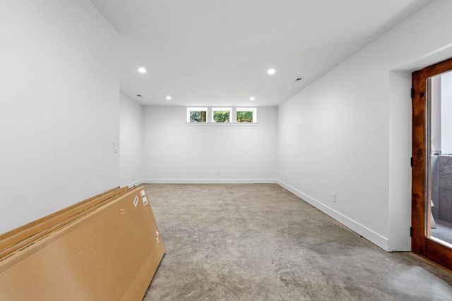 401 E 18TH Ave, Spokane, WA 99203