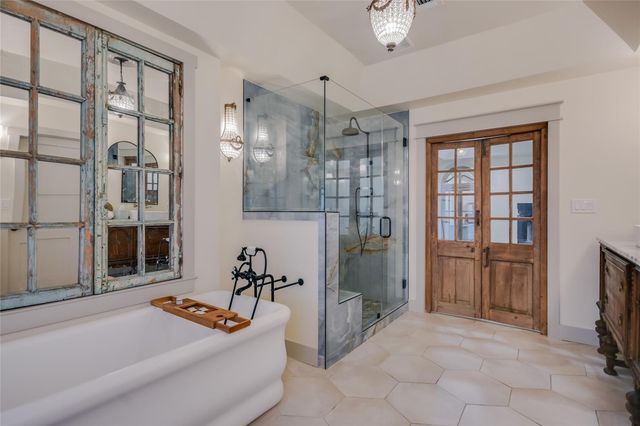 1100 GREEN ACRES DR, Wimberley, TX 78676
