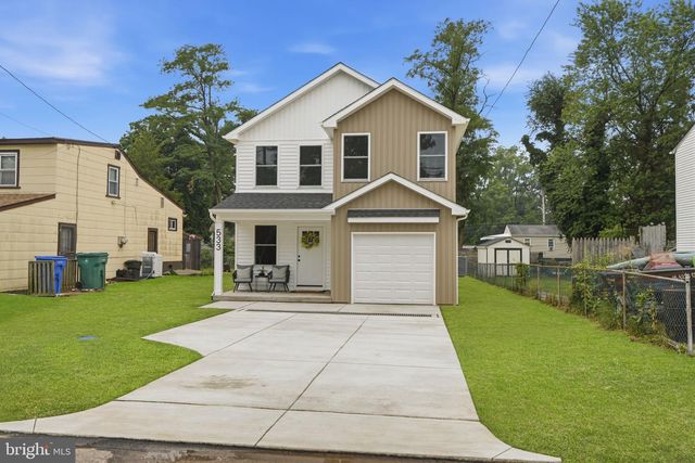 533 PARK AVE, Bristol, PA 19007