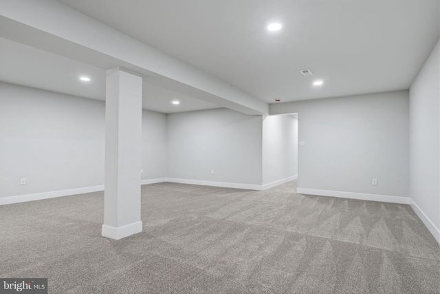 533 PARK AVE, Bristol, PA 19007