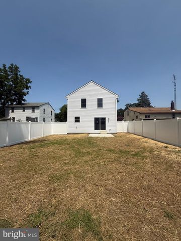 533 PARK AVE, Bristol, PA 19007