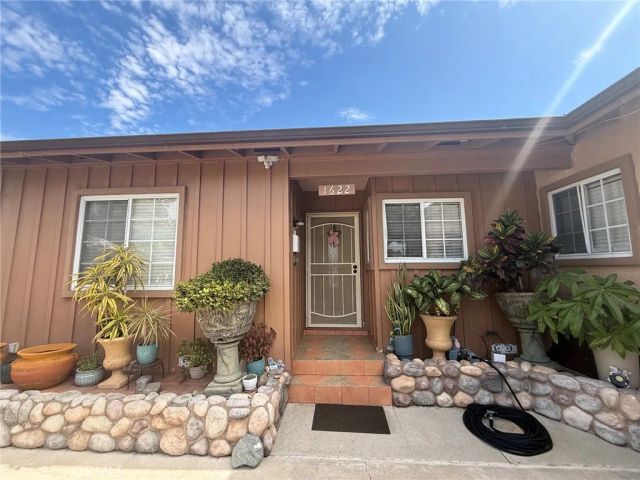 1622 W Hill, Fullerton, CA 92833