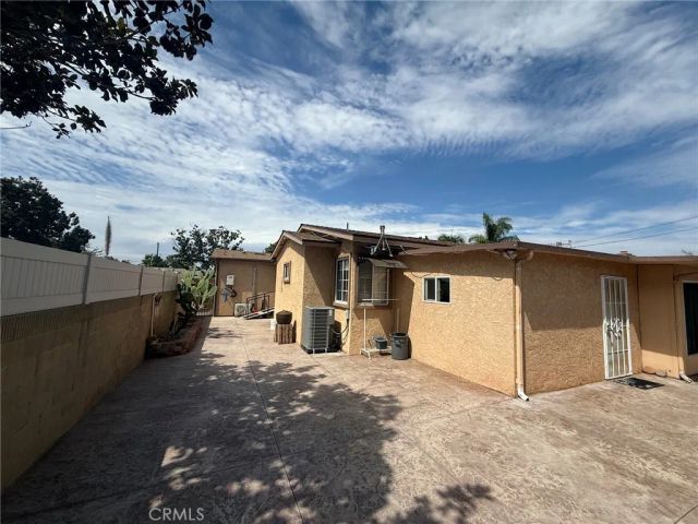 1622 W Hill, Fullerton, CA 92833