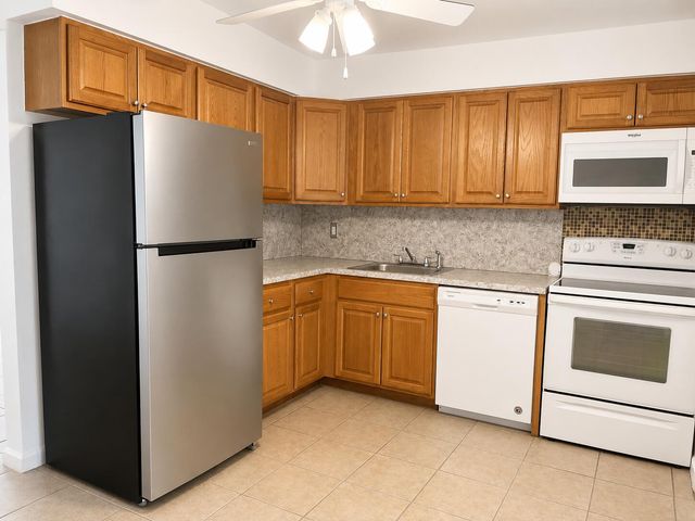 9440 SW 51ST Street, Cooper City, FL 33328
